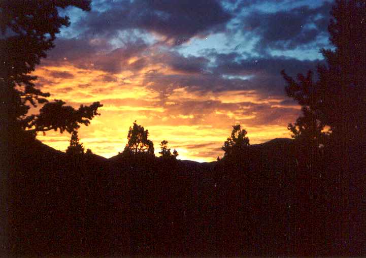 Sunset from near Bear Caves camp (or Urraca)